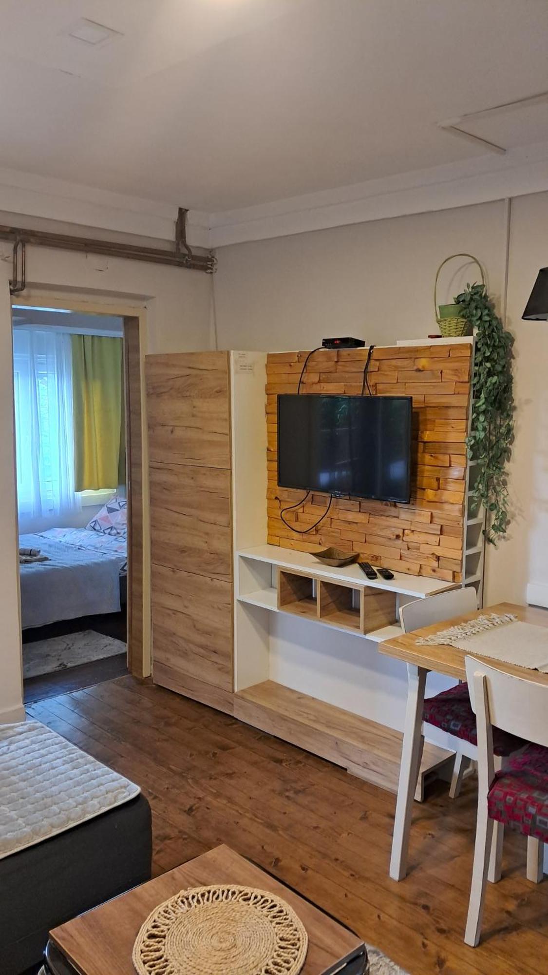 Garmani Daire Vrnjačka Banja Dış mekan fotoğraf